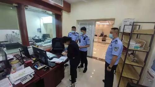 1657509586837081572.jpg 2.jpg