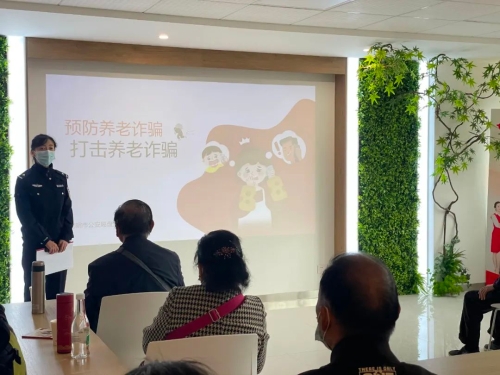 1666938357469026686.jpg 640.jpg