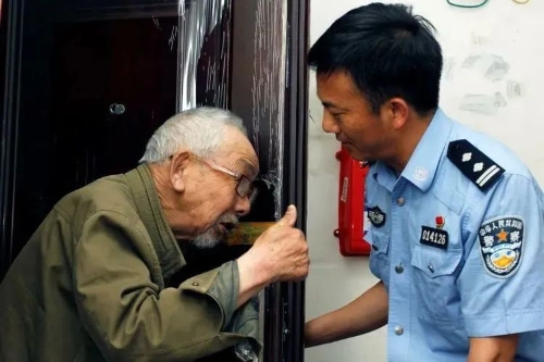 1668392685323022069.jpg 640 (9).jpg