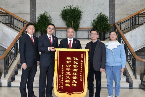 1675910437443019946.jpg 640 (2).jpg