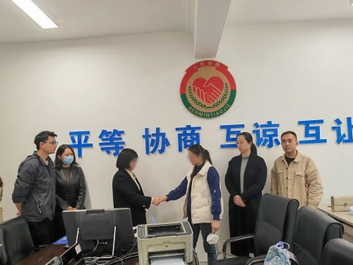 1676516760521042276.jpg 640 (2).jpg